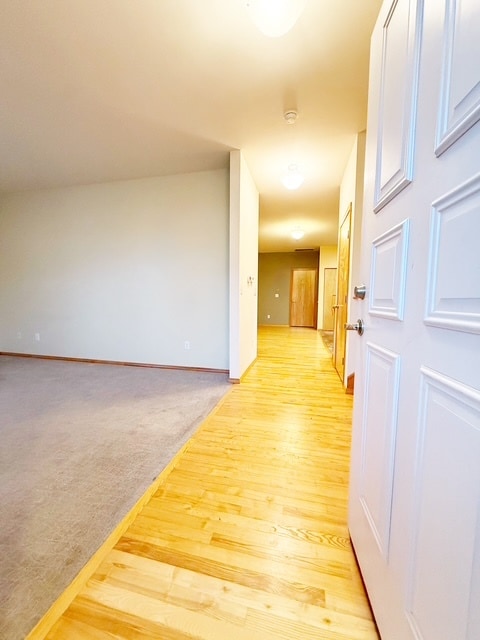 Foto del edificio - 736 Glenmore Loop