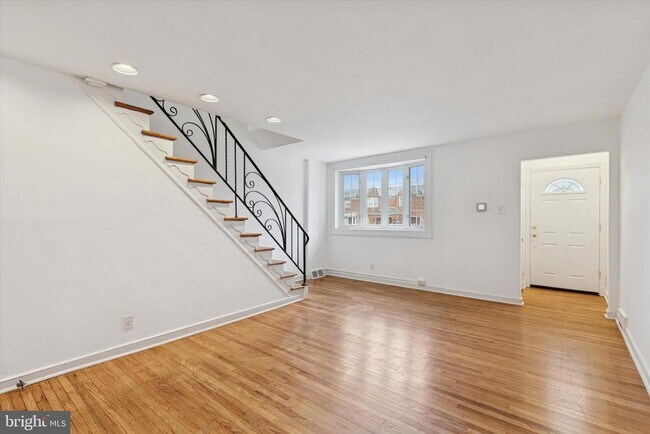 Foto del edificio - 8604 Bayard St