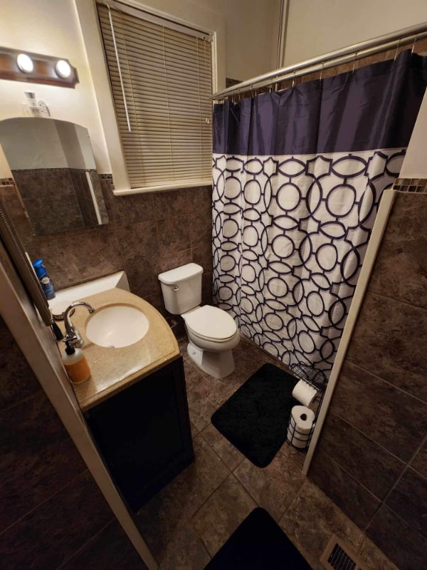 Foto del edificio - 1103 Military Rd