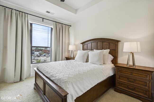 Foto del edificio - 174 Chester Ave SE