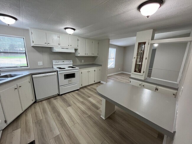 Foto del interior - Grove Point Mobile Homes