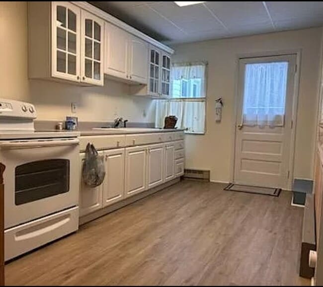 163 1st St, Oneida, PA 18242 Townhome Rentals in Oneida PA