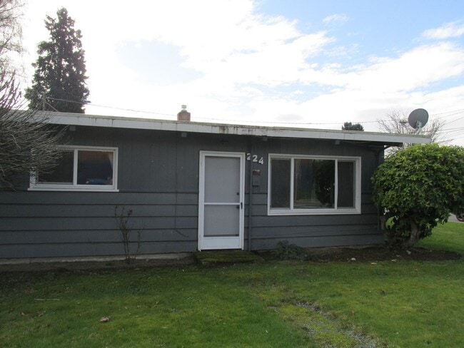 Building Photo - 2 Bedroom Duplex in Burlington