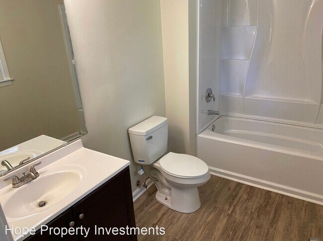 Building Photo - 5 br, 3 bath House - 115 Aspen Lake Dr West