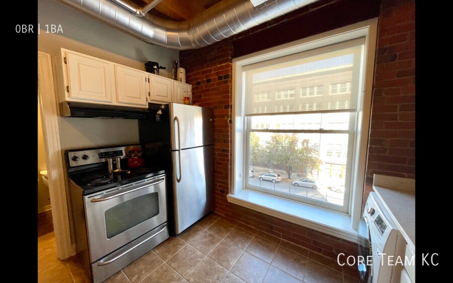 Foto principal - 706 Broadway Blvd