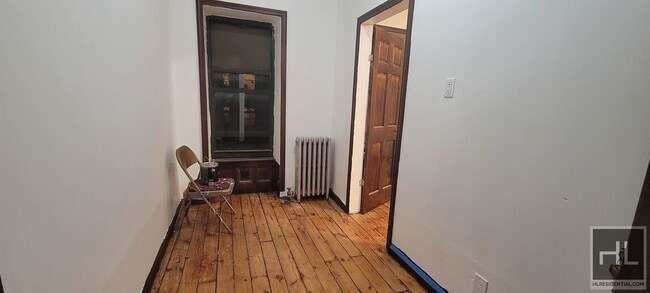 Foto del edificio - TWO BEDROOMS IN BEDFORD STUYVESANT DECATUR STREET