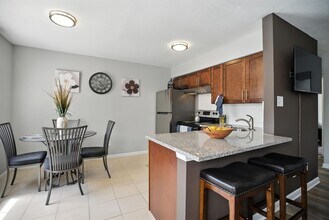 Building Photo - Northbrook Apartments