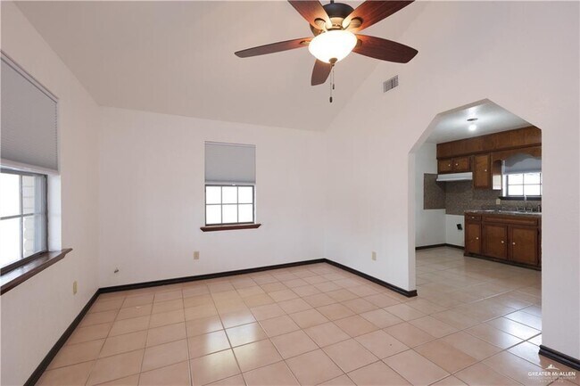 Foto del edificio - 603 N Houston St
