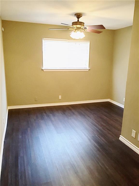 Building Photo - bedroom in Austin TX 78703