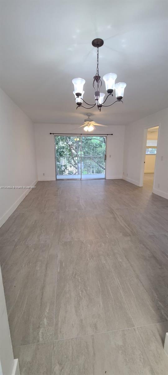 Building Photo - 1251 SW 125th Ave
