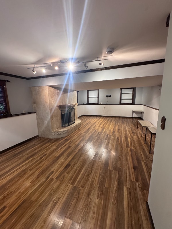 Building Photo - 9611 Acorn Dr