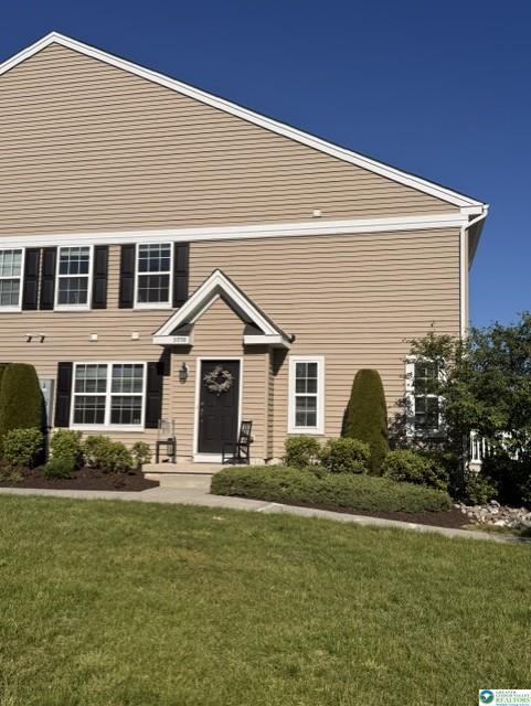 Building Photo - 5998 Valley Forge Dr
