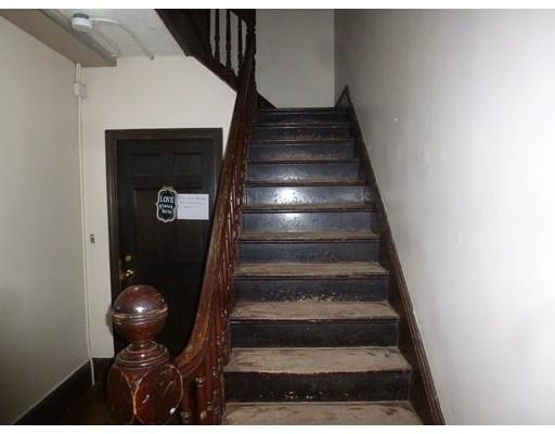 Foto del edificio - 630 Pleasant St