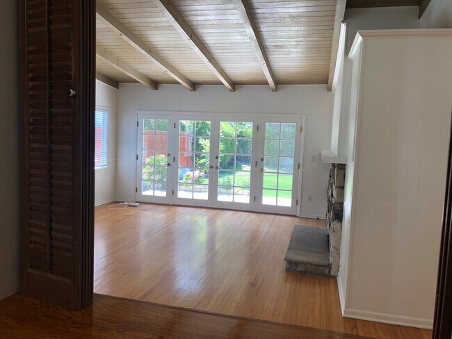 Building Photo - 669 Jacon Way