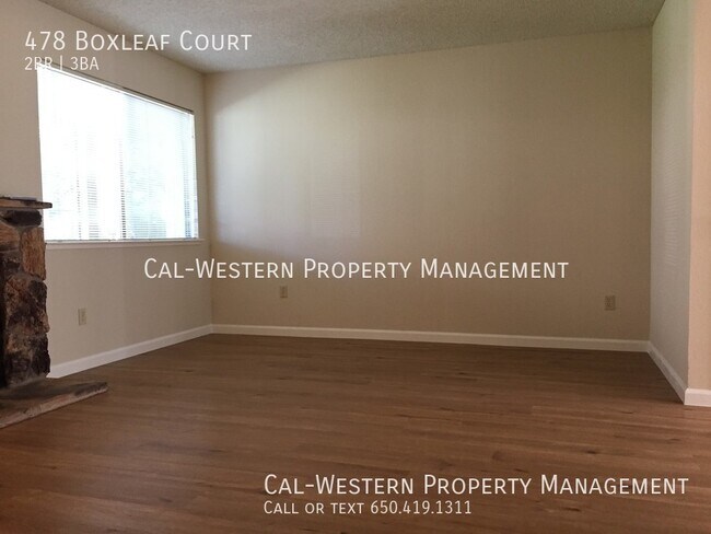 Building Photo - 2 bdrm / 2.5 bath townhome