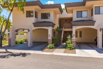 Building Photo - 3235 E Camelback Rd