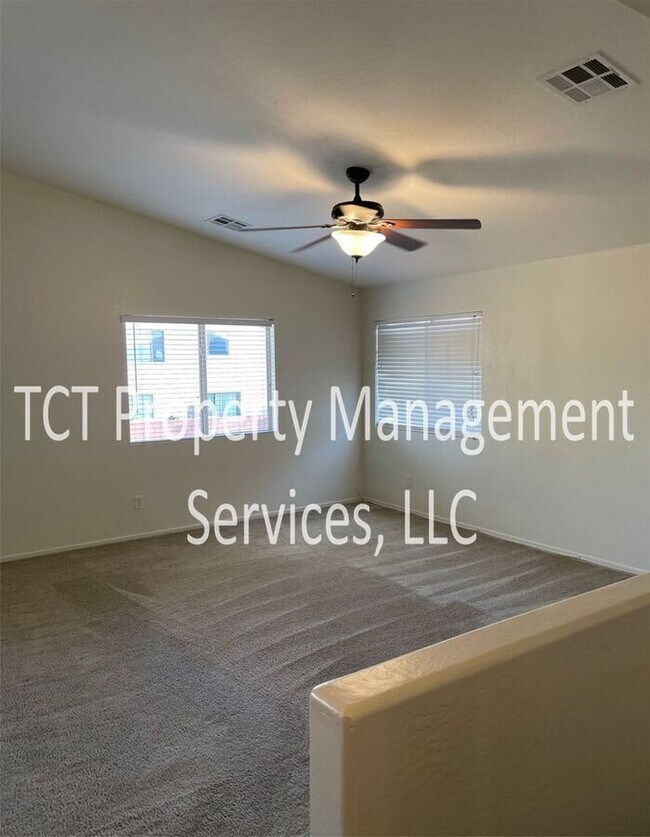 Building Photo - Great 3 Bed, 2 Bath with Open Floor Plan!