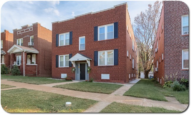 Building Photo - 3940 Miami St