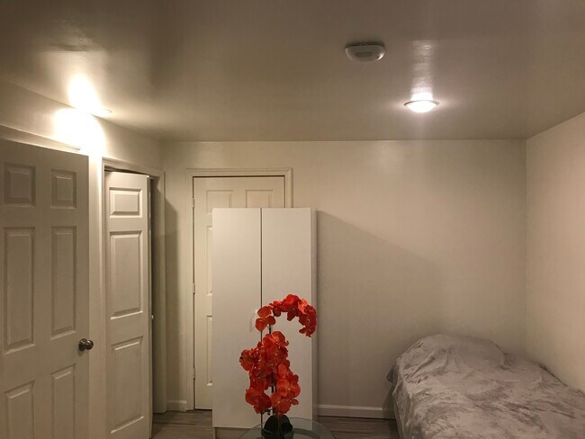 Foto del edificio - 520 Kingsley Rd SW