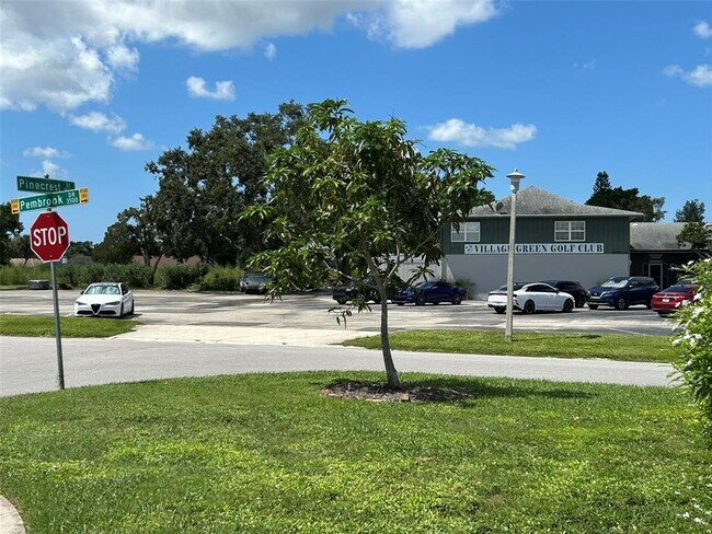 Building Photo - 3507 Pinecrest St