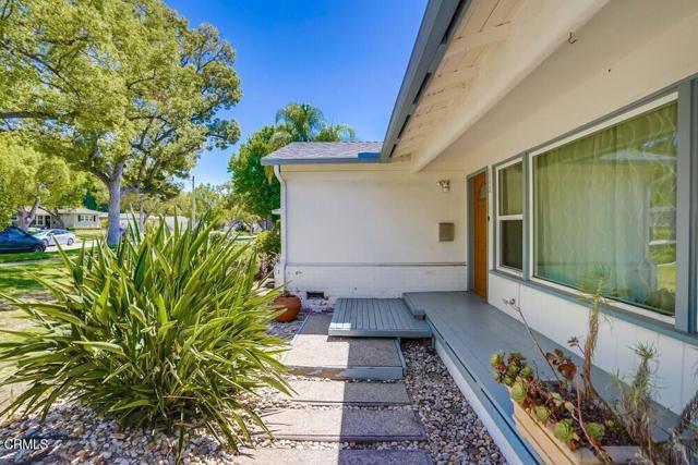 Building Photo - 3770 Mayfair Dr