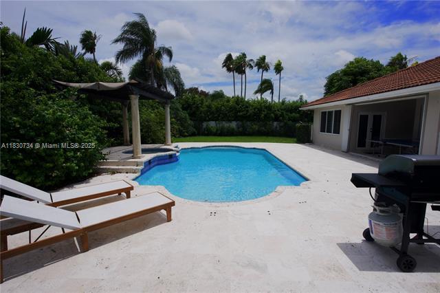 Foto principal - 12401 SW 77th St
