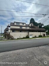 Building Photo - 921 Union St