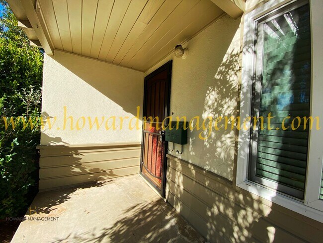 Foto del edificio - Lovely home with extra large backyard, con...