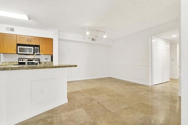 Foto del edificio - 3143 Clint Moore Rd