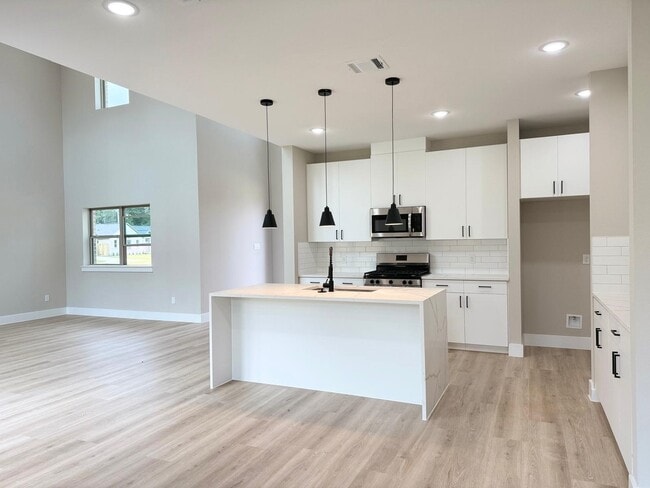 Building Photo - 2606 Liguria Ln