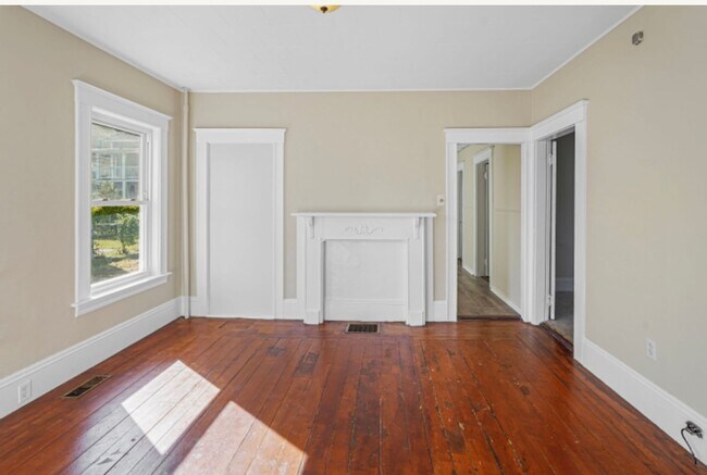 Building Photo - 112 West St