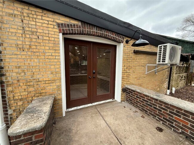 Foto del edificio - 260 Oak Ave