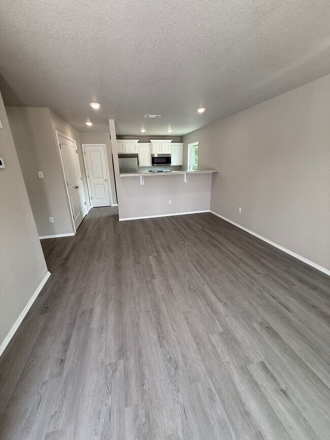 Foto del edificio - 1801 Wirsing Ave