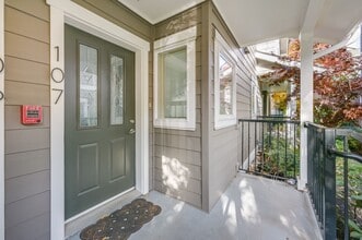 Building Photo - 7322 Rainier Ave S