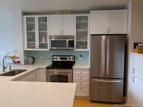 Primary Photo - 1317 St Tropez Cir