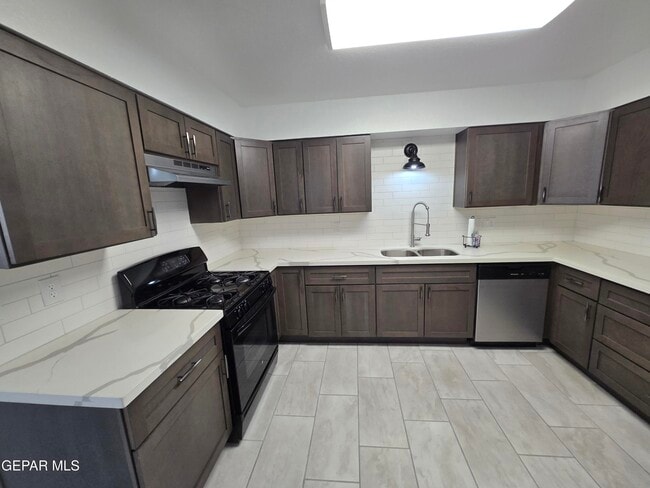 Foto del edificio - 11805 Taffy Bagley Dr