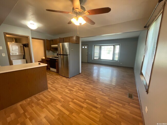Foto del edificio - 123 S Hale Ave