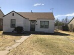 Foto principal - CUTE 2 BEDROOM/ 1 BATHROOM/ LARGE FENCED B...