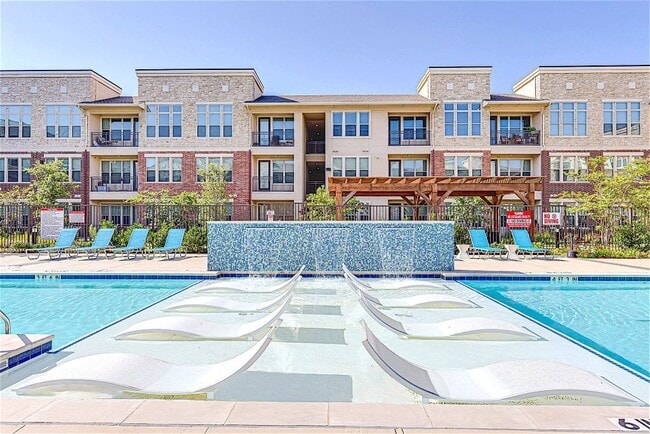 Los Cuadrángulos en Twenty Apartments en Grand Prairie, Texas - The Quadrangles on Twenty