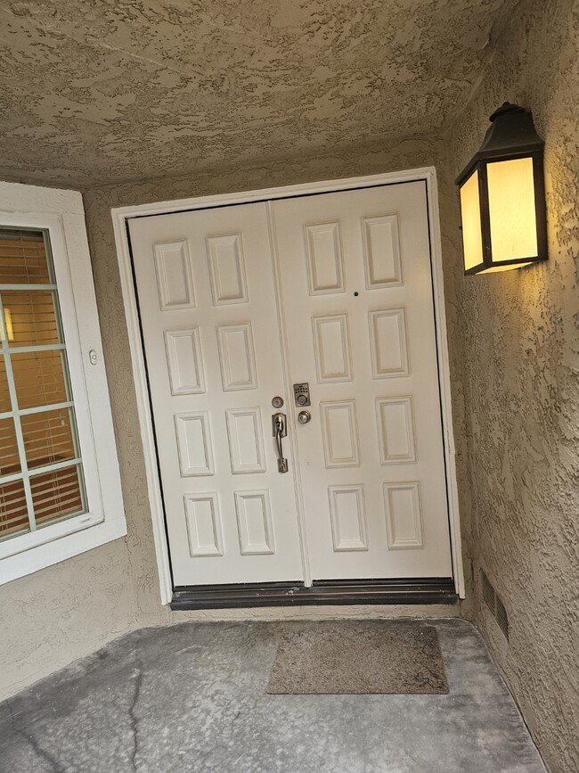 Photo - 25 Weepingwood Townhome