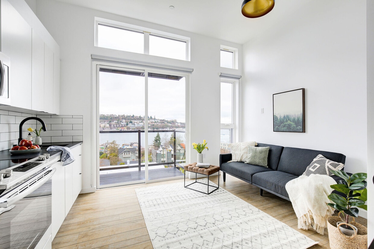 Foto principal - Welcome to Lakeview! - Live in Luxury & Style in the heart of Eastlake