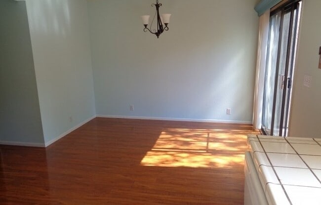 Building Photo - 1157 Clevenger Dr