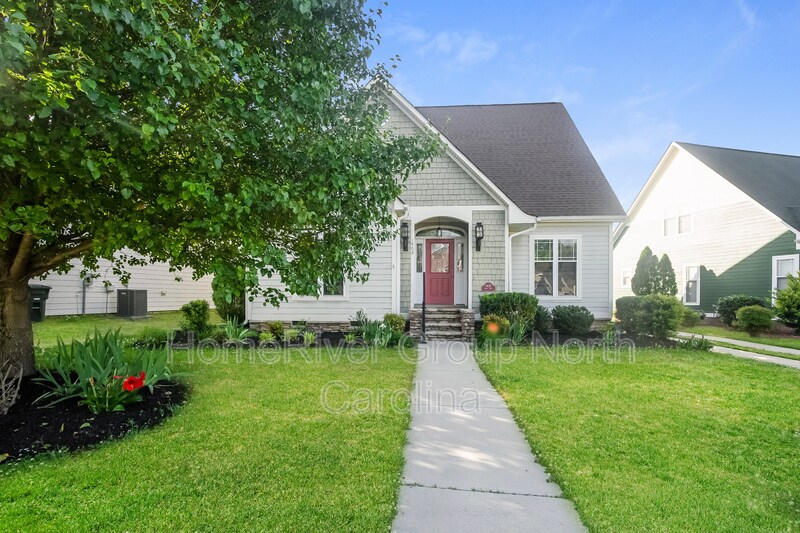 Primary Photo - 1402 Troon Dr