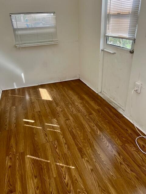 Foto del edificio - 538 W 3rd St