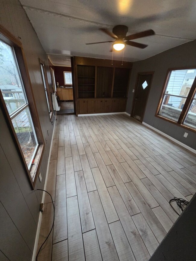 Building Photo - 15 Wall St