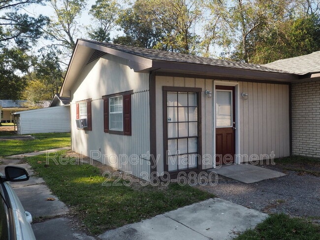 Building Photo - 1213 N Coolidge Ave