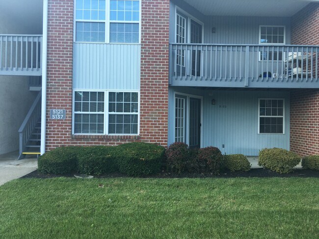 Walkout Patio - 5123 Cheryl Dr