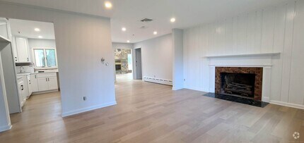 Building Photo - 76 Havemeyer Ln