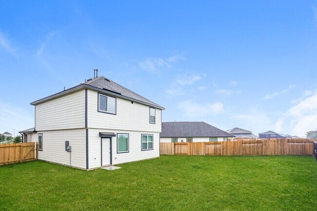 Foto del edificio - 3033 Wood Lily Dr