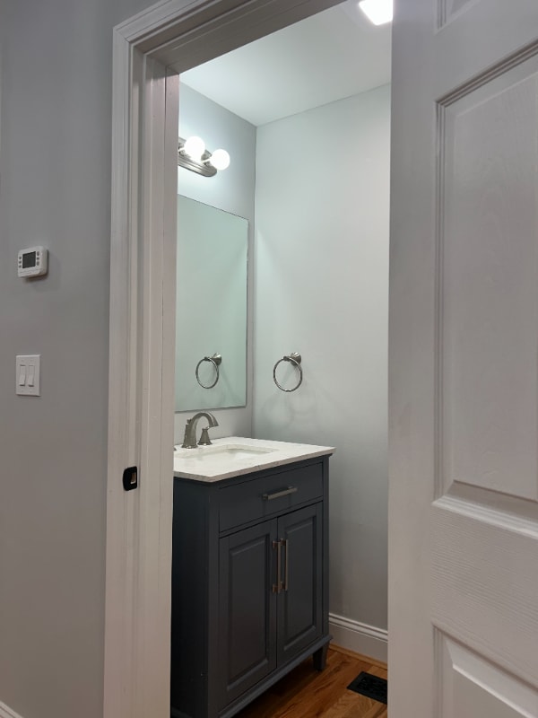 Building Photo - 127 Meridian St